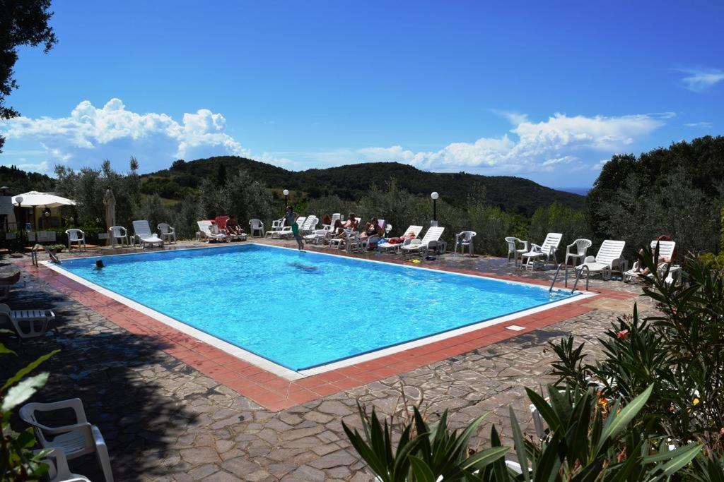 Divacamp Glamping Resort Campiglia Marittima Buitenkant foto